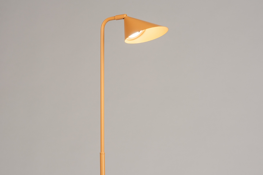 Voorbijgaand Oproepen Verkeersopstopping Staande Lamp 14134: Design, Modern, Retro, Metaal