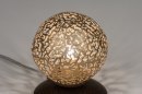 Foto 11496-6: Schitterende kleine tafellamp in 'antiek brons' voorzien van een goudkleurige bol. 