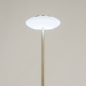 Foto 15168-5: Slimme vloerlamp in messing met witte kap van glas, wordt geleverd met afstandsbediening