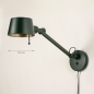 Foto 15436-1 maatindicatie: Verstelbare wandlamp in het groen met snoer en stekker