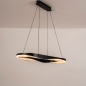 Foto 15456-3 schuinaanzicht: Moderne led hanglamp ovaal in zwart met goud