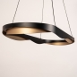 Foto 15456-7 schuinaanzicht: Moderne led hanglamp ovaal in zwart met goud