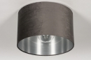 Foto 30916-2 anders: Plafondlamp met grijze kap van fluweel en zilveren binnenkant