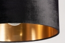 Foto 30955-9: Grote zwarte booglamp met zwart met gouden lampenkap van fluweel