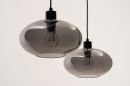Foto 31064-5 schuinaanzicht: Retro hanglamp voorzien van twee glazen kappen in rookglas, geschikt voor vervangbaar led. 