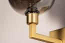 Foto 31110-6 detailfoto: Messing bedlamp met bol van rookglas 