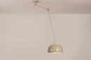 Foto 31176-10: Zandkleurige XL hanglamp met knikarm en beige retro lampenkap