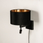 Foto 31425-7 schuinaanzicht: Luxe wandlamp met stoffen kap en extra leeslamp in zwart met goud en snoer en stekker