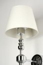 Foto 71585-6: Grote klassieke wandlamp in chroom met kapje van stof