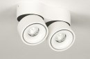 Foto 72788-10 schuinaanzicht: Moderne 2-lichts design plafondspot uitgevoerd in mat wit en voorzien van led verlichting.