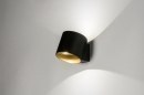 Foto 72791-18: Moderne, dimbare led wandlamp in de kleur zwart met goud.