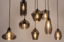 Foto 73957-2 schuinaanzicht: Zwarte hanglamp met glazen bollen van Rookglas in verschillende vormen