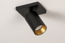 Foto 73999-5 schuinaanzicht: Moderne plafondspot / wandspot uitgevoerd in mat zwart met goud.