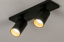 Foto 74000-2 schuinaanzicht: Moderne plafondspots / wandspots uitgevoerd in mat zwart met goud, geschikt voor vervangbaar led.