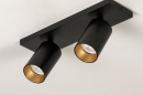Foto 74000-7 schuinaanzicht: Moderne plafondspots / wandspots uitgevoerd in mat zwart met goud, geschikt voor vervangbaar led.