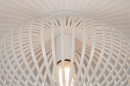 Foto 74118-5 detailfoto: Ronde Open Plafondlamp Wit met spijlen voor sfeervolle Plafondverlichting