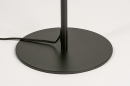 Foto 74177-7: Zwart staande lamp met wit opaalglas 