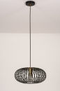Foto 74244-7 onderaanzicht: Zwarte hanglamp met Open Metalen Lampenkap met spijlen en messing details voor sfeervolle verlichting boven de eettafel