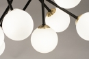 Foto 74294-4 detailfoto: Zwarte plafondlamp met twaalf witte bollen