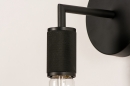 Foto 74314-6: Zwarte fittinglamp als wandlamp en bedlamp