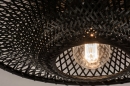 Foto 74329-7 detailfoto: Platte, rieten, rotan plafondlamp in zwarte kleur, geschikt voor led verlichting.