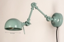 Foto 74471-1: Zeegroene wandlamp met verstelbare arm 'industrieel'