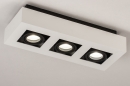 Foto 74485-2: Zwart-witte, moderne plafondlamp voorzien van drie spots geschikt voor vervangbaar led.