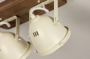 Foto 74657-9: Ländliche Deckenlampe mit Holz und weißen Spots