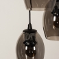 Foto 74724-11: Ronde hanglamp in het zwart met vijf rookglazen die trapsgewijs hangen
