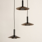 Foto 74901-10 vooraanzicht: Ronde led hanglamp met drie metalen kappen in zwart met goud, geeft indirect licht 