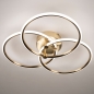 Foto 75022-4 vooraanzicht: Moderne led plafondlamp die bestaat uit drie cirkels in goud, dimbaar zonder dimmer