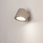 Foto 75098-3 zijaanzicht: Taupe wandlamp van metaal voor binnen en buiten