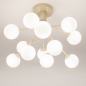 Foto 75103-3 onderaanzicht: Grote plafondlamp in beige met twaalf witte bollen in Scandinavische stijl 